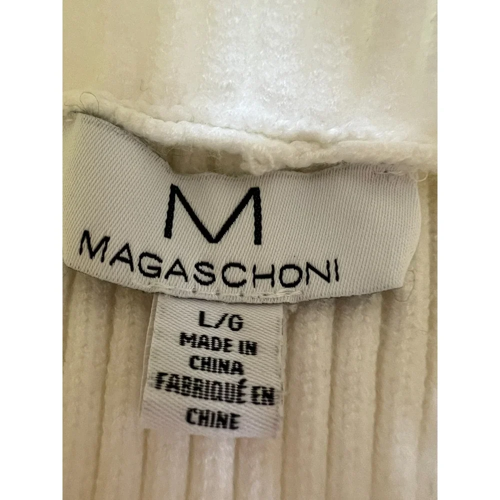 Magaschoni White Cable Knit Turtleneck Sweater Large L Basketweave Cropped Soft